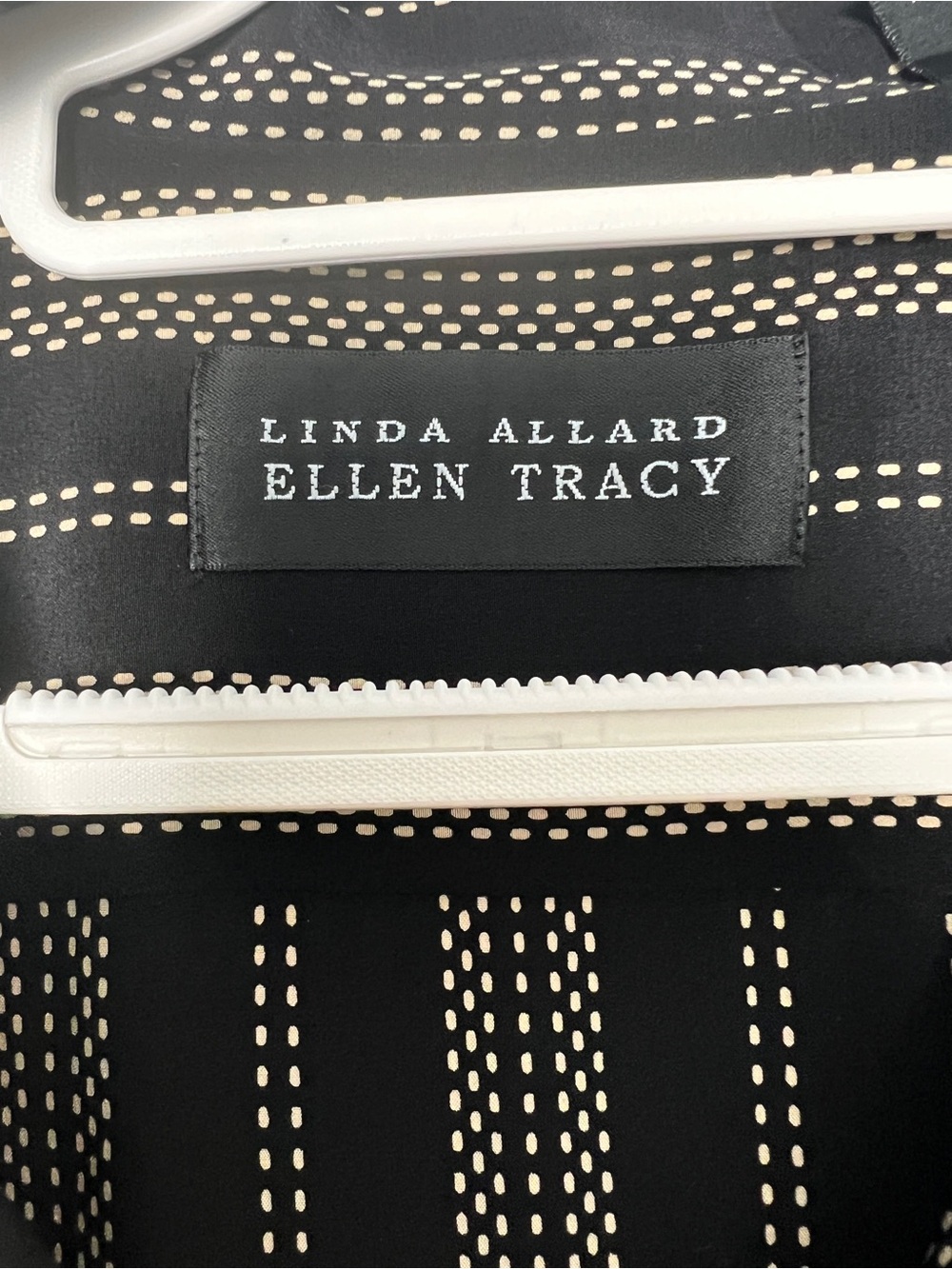 Vintage Ellen Tracy Black Short-Sleeve Stripe Shirt- 100% Silk - Quiet Luxury - Picture 3 of 4